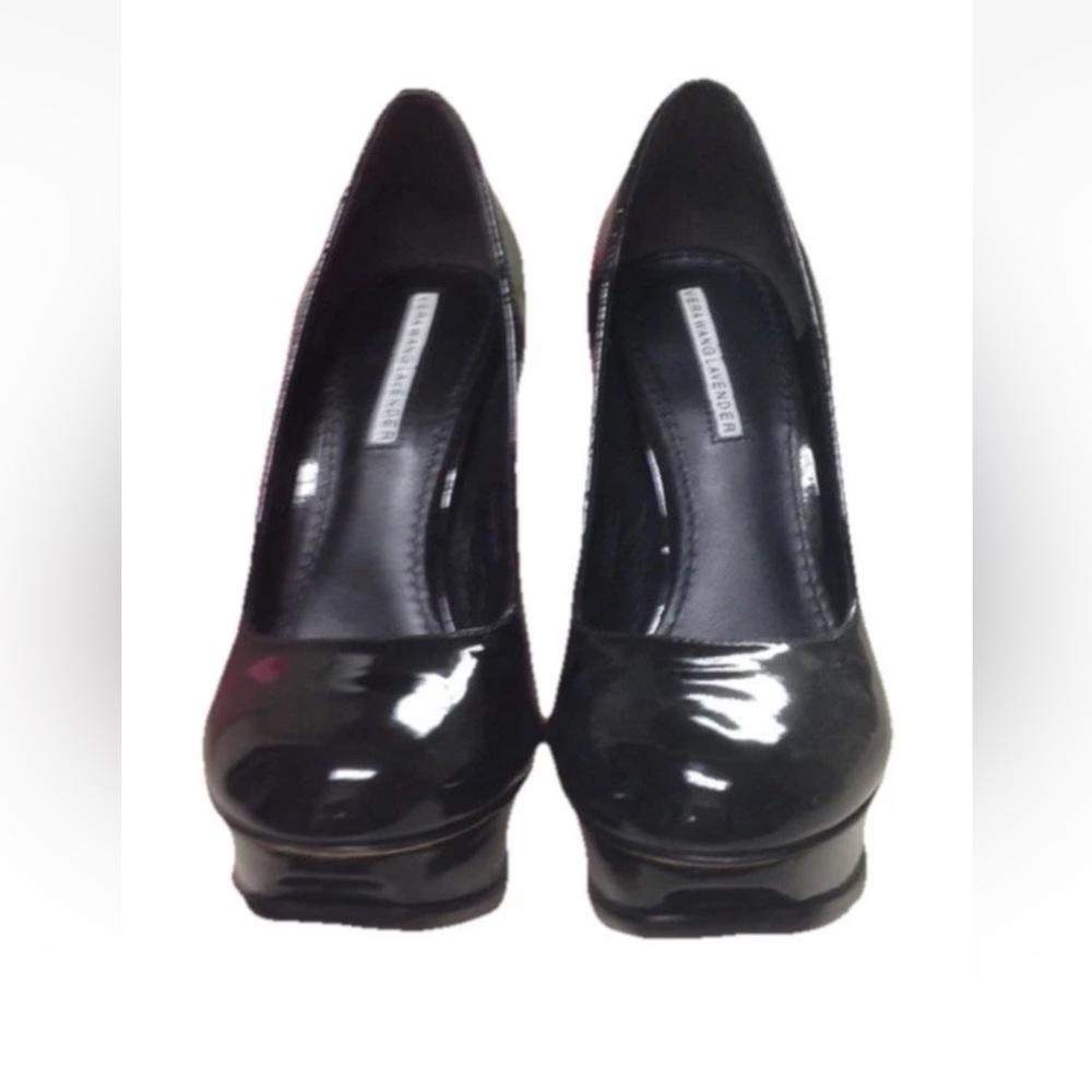 Vera Wang Lavender Platform stiletto pumps black patent genuine leather 6.5 bag - Picture 2 of 11